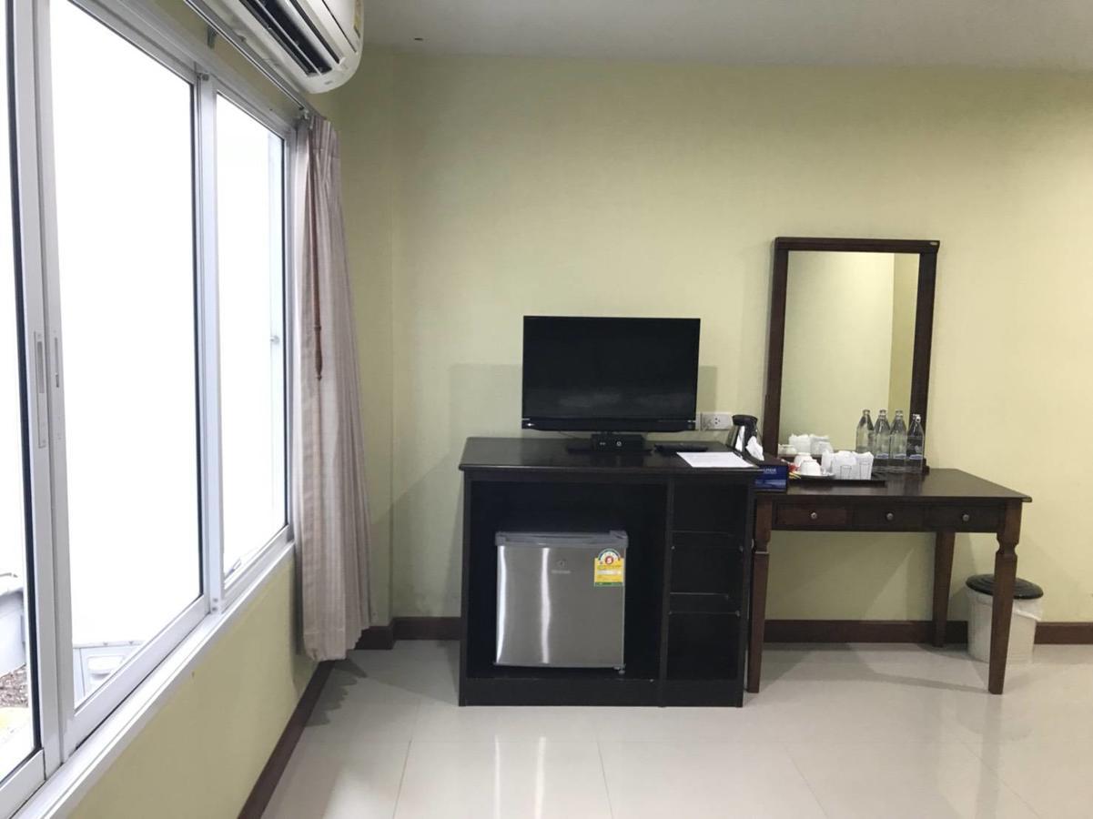 Hotel Le Anda Krabi town Extérieur photo
