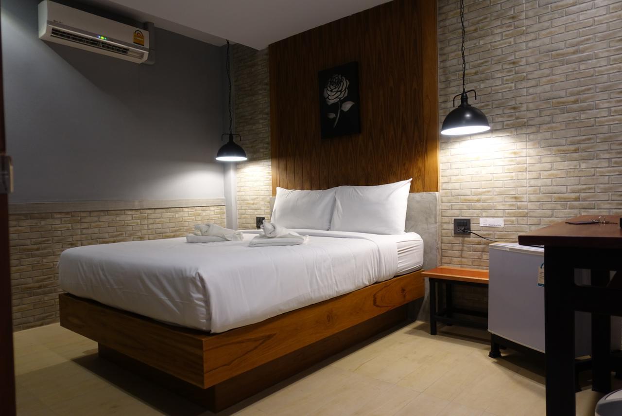 Hotel Le Anda Krabi town Extérieur photo
